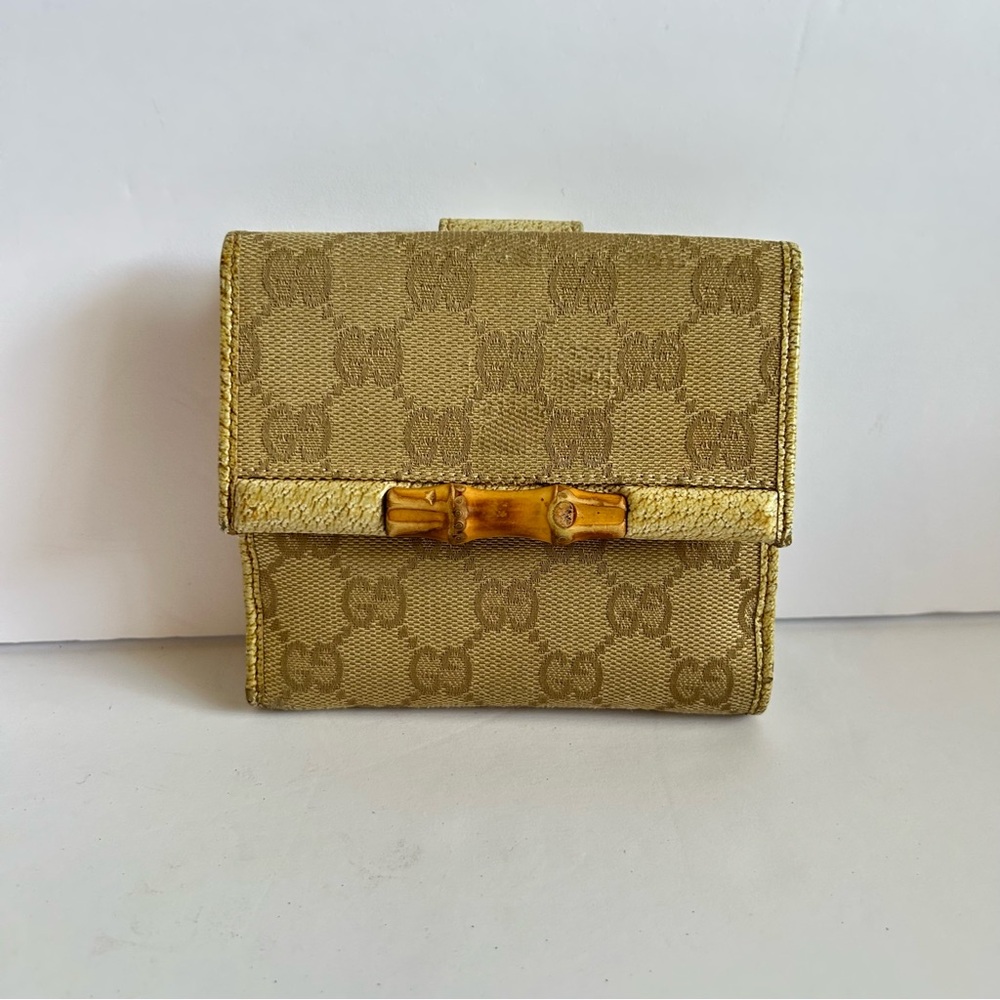 Gucci Beige Bamboo Accent Wallet